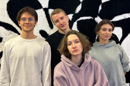 «Дружите с теми, кто живёт с вами в общаге». Интервью с выпускниками бакалавриата «Коммуникационный дизайн» «Дружите с теми, кто живёт с вами в общаге». Интервью с выпускниками бакалавриата «Коммуникационный дизайн»