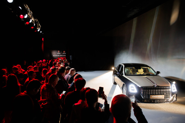 HONGQI GUOYA: ЗАМЕНИТЕЛЬ «АУРУСА» ИЛИ ЗОЛОТАЯ ДРЕМОТНАЯ АЗИЯ