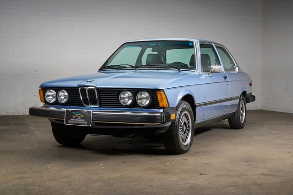 BMW 1977 ГОДА ДОЕХАЛ ДО АУКЦИОНА