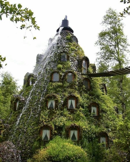 Необычный отель: Montana Magica Lodge