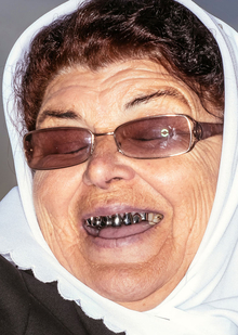 Культурные традиции и значения зубных украшений