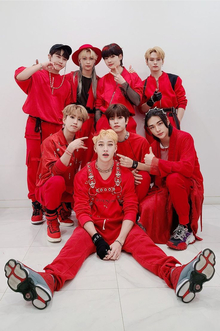 Анализ альбомов Stray Kids