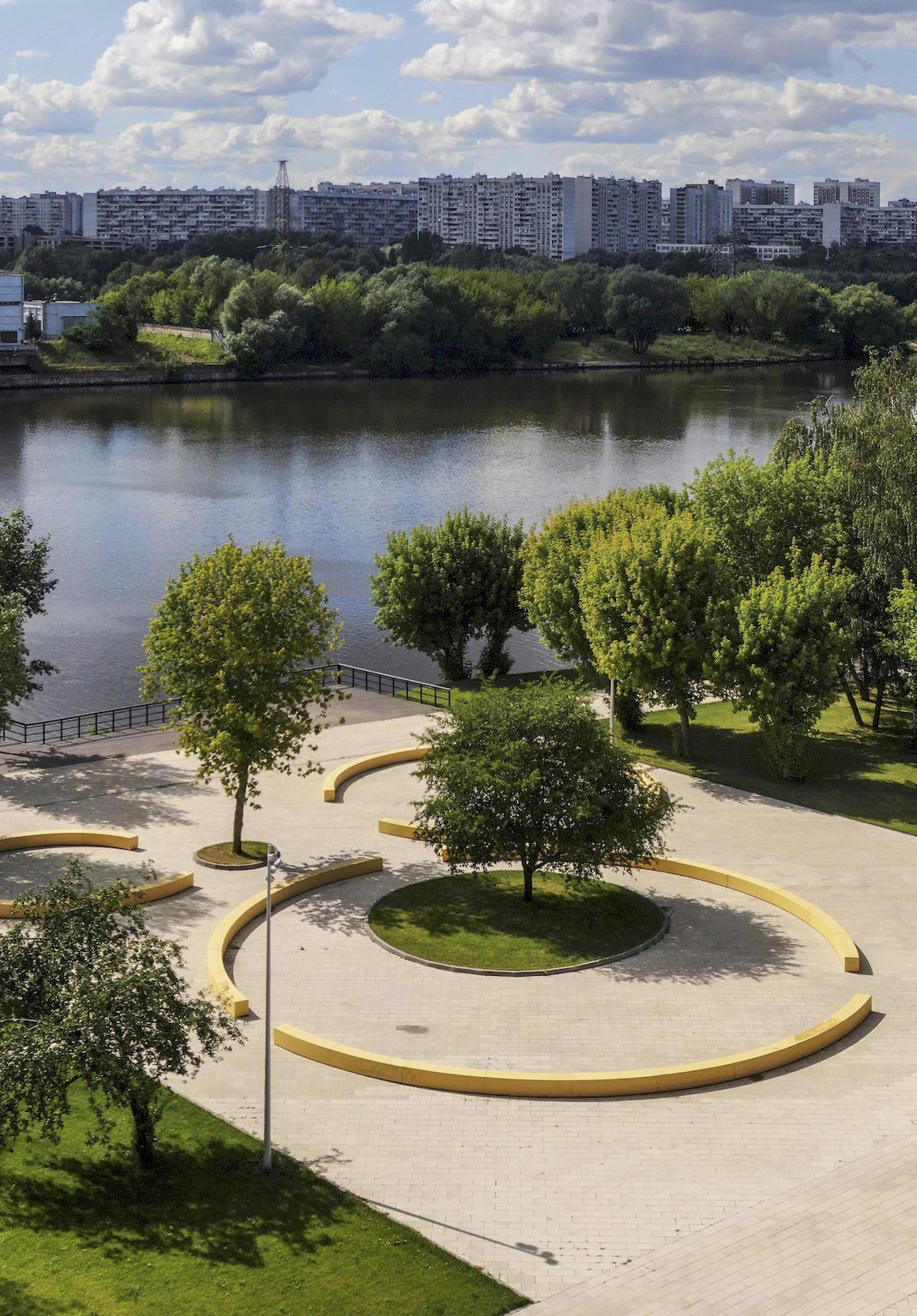 Проекты благоустройства набережных России