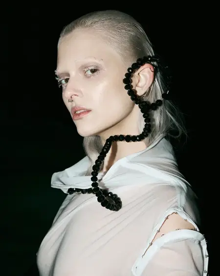 10%: 4 SPECIAL GIFTS