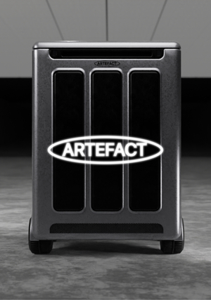 ARTEFACT — мобильный ИИ холст