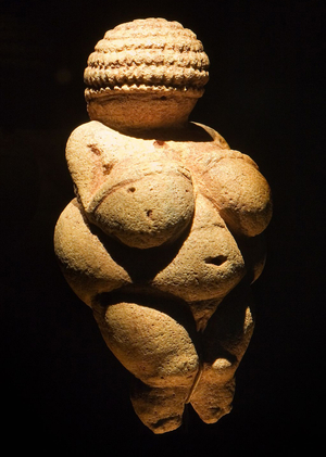 «Венеры» палеолита и стандарты женской красоты XXI века