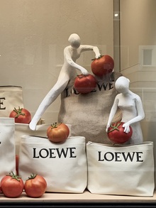LOEWE WINDOW DISPLAYS