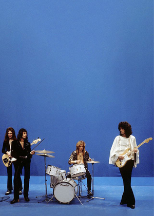 We Are the Champions: Queen 