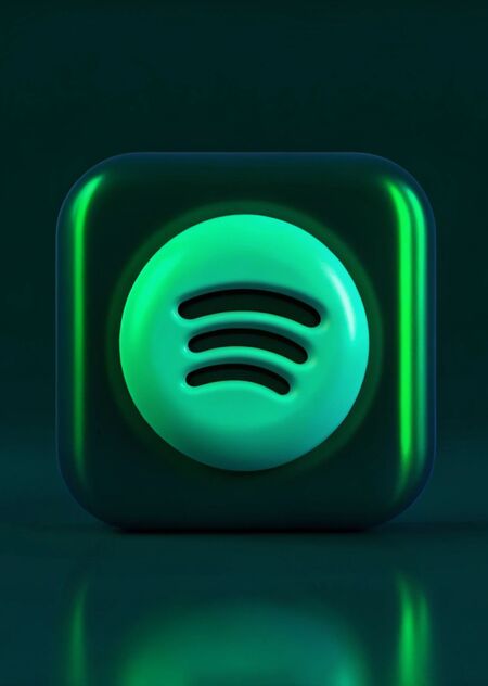 Самые популярные песни в мире на Spotify 