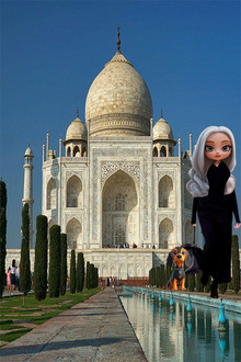 Princess’s diaries of Balenciaga kingdom Princess’s diaries of Balenciaga kingdom