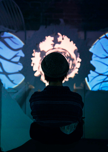Теневой спектакль «Перемирие». Сценография Теневой спектакль «Перемирие». Сценография