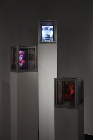 Mirror of the invisible