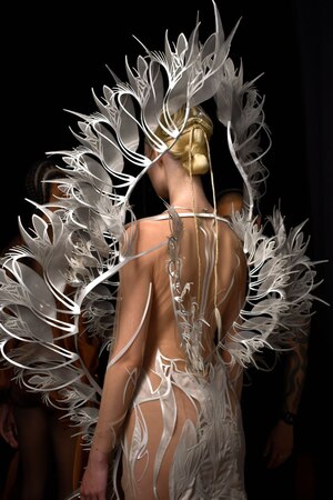 От подиума к сцене: мода в европейском театре