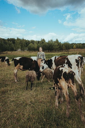 Farm girl 