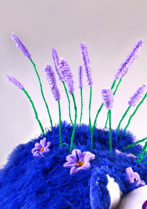 Сквозь снег — с весной