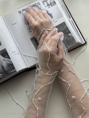 Аксессуар: Адель