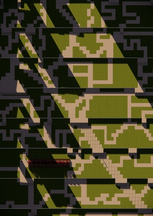 Парковое пространство при выставке Ласло Мохой-Надя