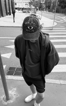 Кастомизация кепки в&nbsp;стиле Hip Hop