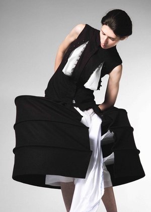 stay alert to the skirt