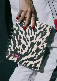 Дизайн альбомов бренда KISA и карточек для маркетплейса