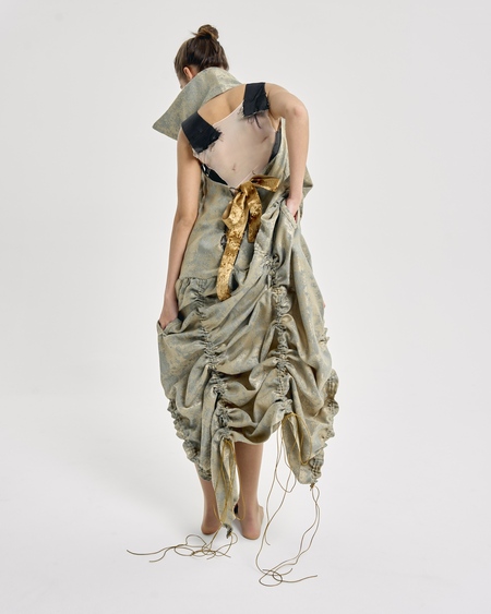 Искушать подано