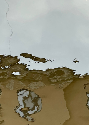 Город. Отражения.