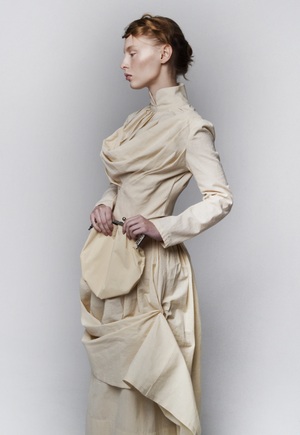 EMPRESS'S TRAVELING GOWN. REPLICA