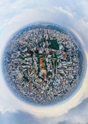 Город по плану. Сетка, линия, парабола, центрическая композиция.