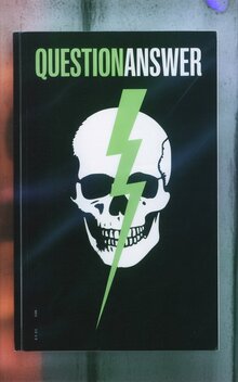 Сгенерированная айдентика QuestionAnswer