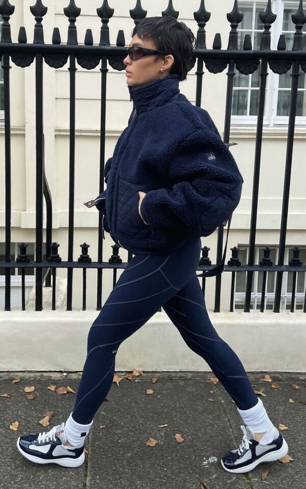 The woman Керимова Сати Дизайнер