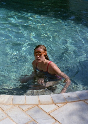 Дискомфорт в фильме «Клык» Йоргоса Лантимоса