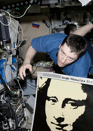 Mona Lisa Travels. VIII. Cosmic procession: Mona Lisa goes space