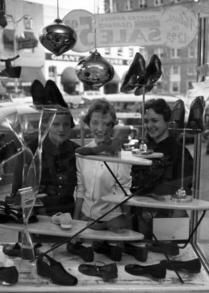 Альтернативные способы приобрести модную одежду в 1950-е годы