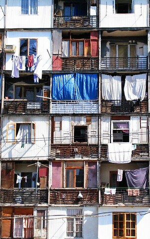 Пространство балкона, как культурный код травмы поколения