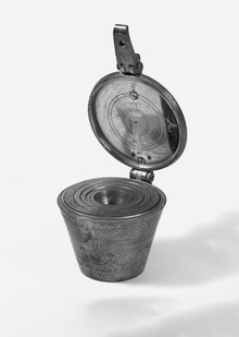 Взвешивание (весы и гири)