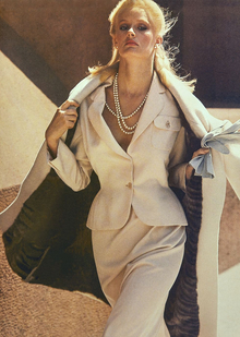 1960–80-е: андрогинность и power dressing