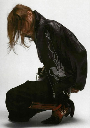 Искусственный дефицит как маркетинговая стратегия Enfants Riches Déprimés