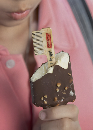 Неожиданно, вирусно, малобюджетно: визуальный код партизанского маркетинга