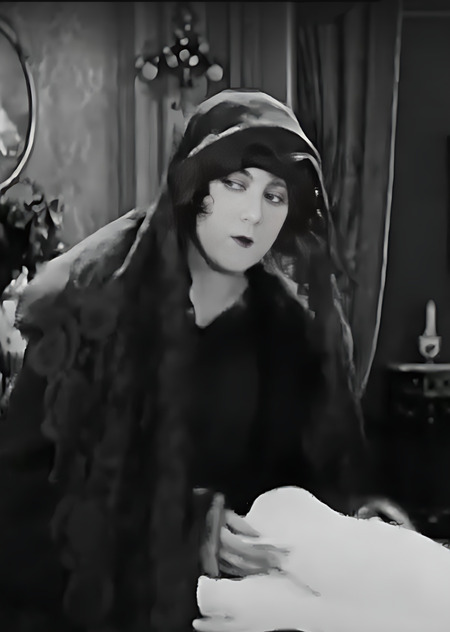 Особенности режиссерского стиля Чарли Чаплина