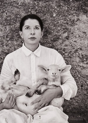 Как продаётся перформанс: стратегия Марины Абрамович