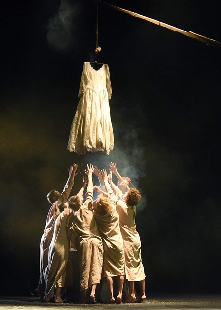 Развитие мифов в театре древней Греции