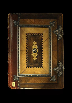 Дизайнерская книга как инструмент переосмысления материального опыта чтения