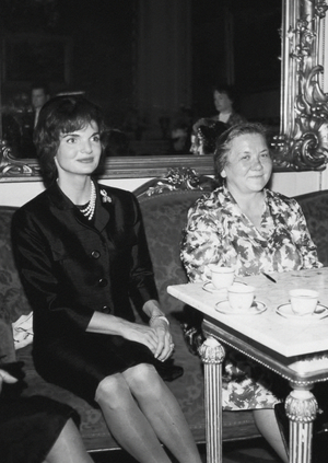 Репрезентация женского образа в визуальной культуре США и СССР