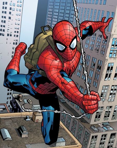 Костюмная эволюция Человека-Паука и её влияние на восприятие персонажа.