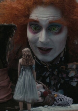 Эволюция визуальных эффектов в фильмах про Алису в стране чудес