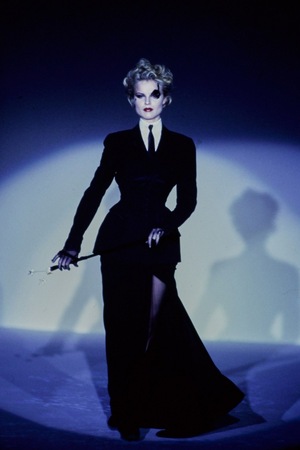 Мода 90-х: подиум, медиа и массовая культура