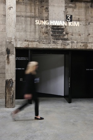 Невидимые границы: как архитектура и дизайн конструируют нормы поведения