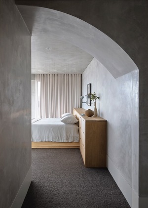 Минимализм как стратегия борьбы с цифровым шумом и перенасыщением