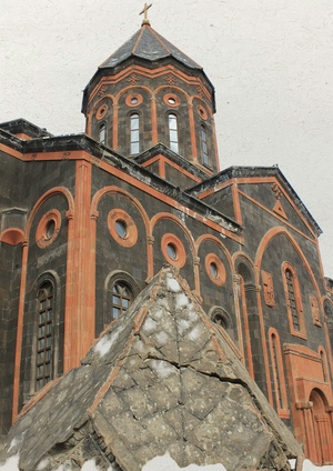 Крестовокупольный храм и базилика в восточнохристианской архитектуре