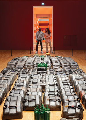 Деколониальная стратегия временной выставки